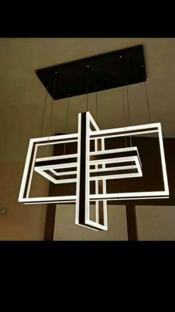 Modern geometric LED pendant chandelier