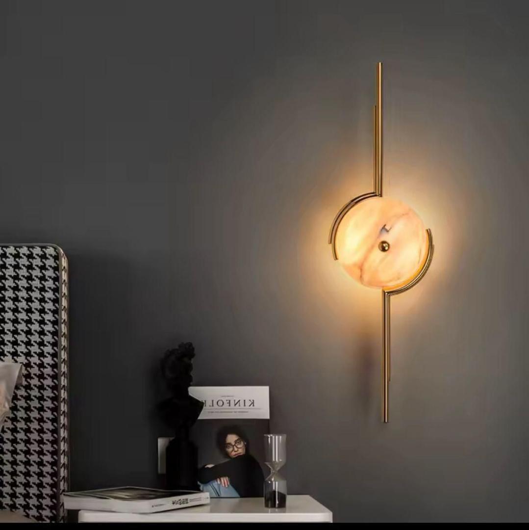 Gold Bar Wall Light with Alabaster Disc